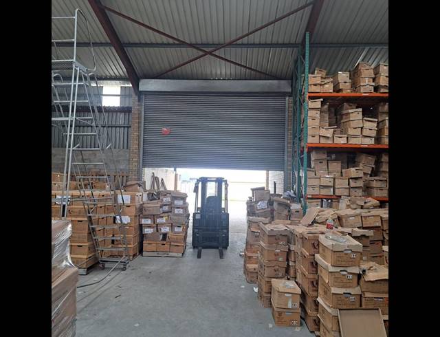 INDUSTRIAL PROPERTY TO RENT IN GREENBUSHES